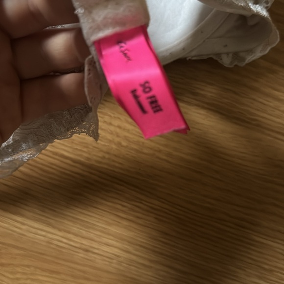 La Senza Bra 36B ✨4/30$✨ - Picture 3 of 3